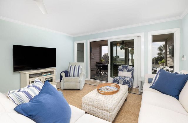 17 Beach Club Villas, Isle Of Palms, SC 29451