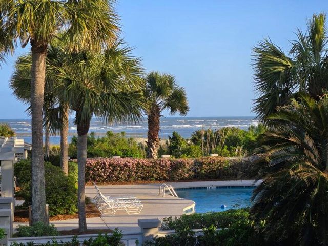 17 Beach Club Villas, Isle Of Palms, SC 29451
