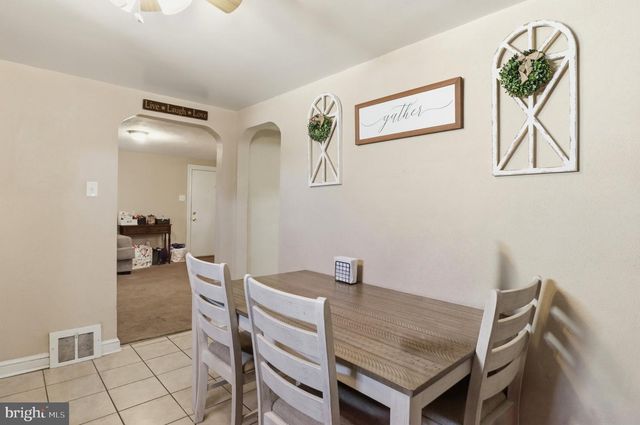 1196 LANCASTER AVE, York, PA 17403