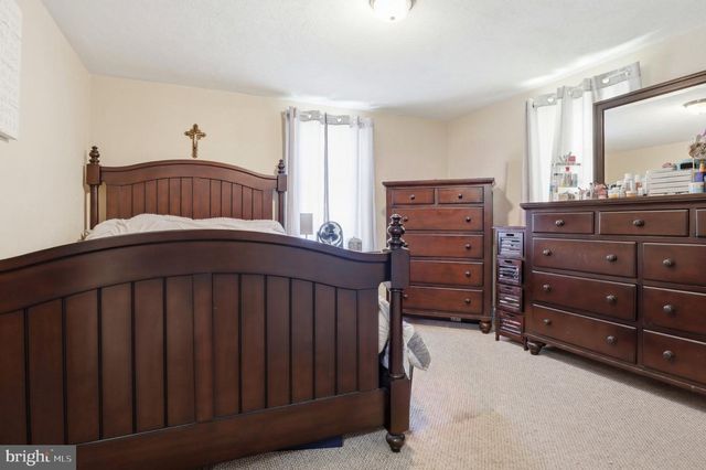 1196 LANCASTER AVE, York, PA 17403