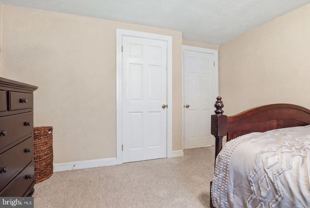 1196 LANCASTER AVE, York, PA 17403