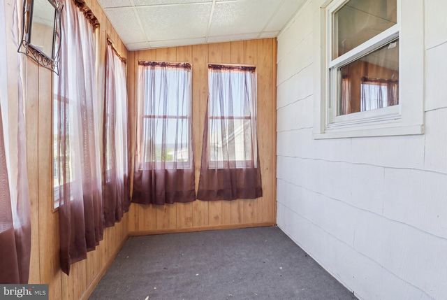 1196 LANCASTER AVE, York, PA 17403