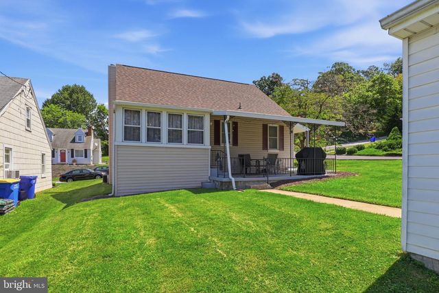 1196 LANCASTER AVE, York, PA 17403