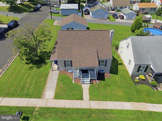 1196 LANCASTER AVE, York, PA 17403