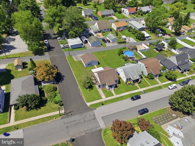 1196 LANCASTER AVE, York, PA 17403