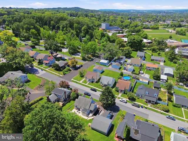 1196 LANCASTER AVE, York, PA 17403