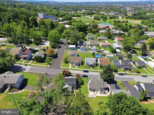 1196 LANCASTER AVE, York, PA 17403