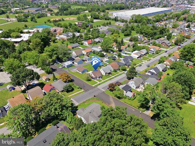 1196 LANCASTER AVE, York, PA 17403