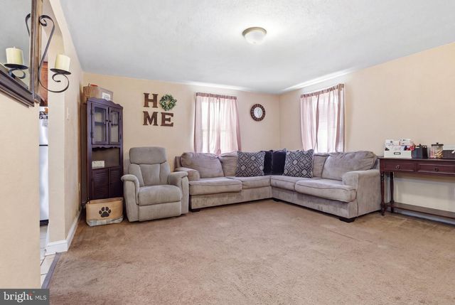1196 LANCASTER AVE, York, PA 17403