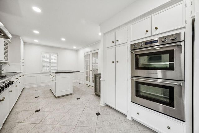 10103 Pine Forest Road, Houston, TX 77042