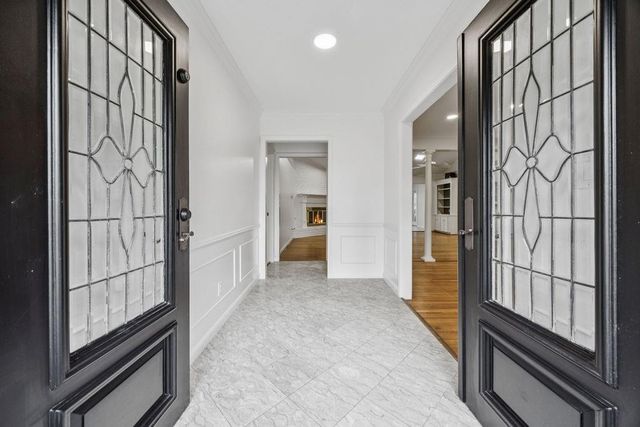 10103 Pine Forest Road, Houston, TX 77042