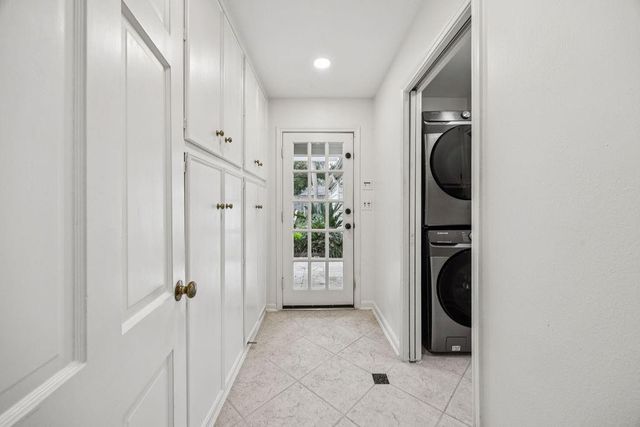 10103 Pine Forest Road, Houston, TX 77042