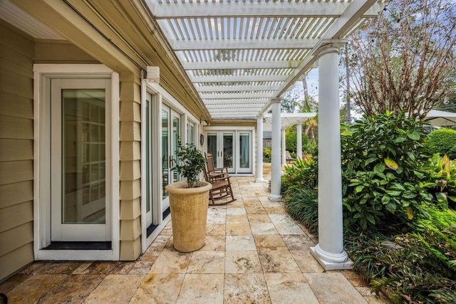 10103 Pine Forest Road, Houston, TX 77042