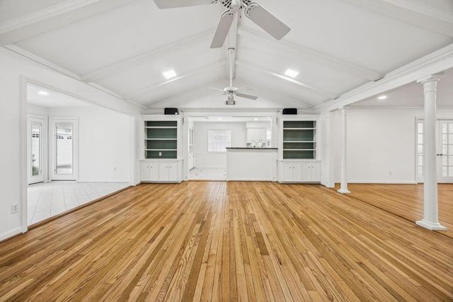 10103 Pine Forest Road, Houston, TX 77042