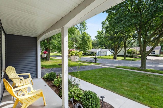3112 Northbrook Drive, Middleton, WI 53562