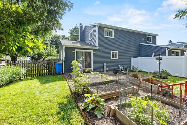 3112 Northbrook Drive, Middleton, WI 53562