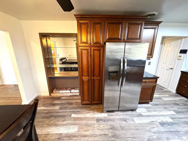 205 W Morgan AVENUE, Milwaukee, WI 53207