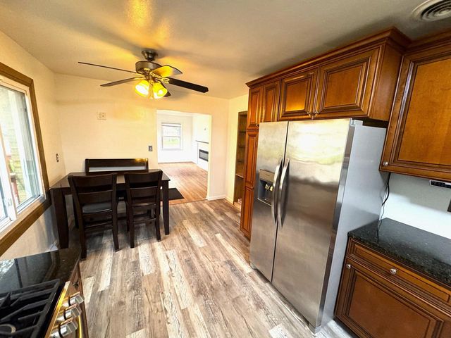 205 W Morgan AVENUE, Milwaukee, WI 53207