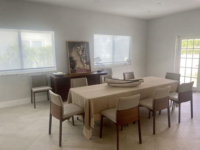 1525 SW 18th Street, Miami, FL 33145