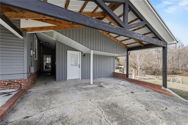 4713 Kernersville Road, Kernersville, NC 27284