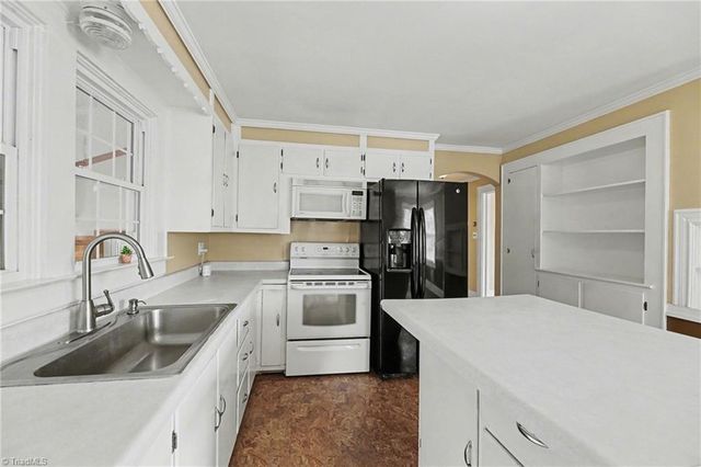 4713 Kernersville Road, Kernersville, NC 27284