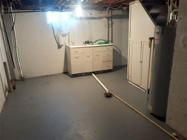 140 LAKE Avenue, Erie, PA 16511