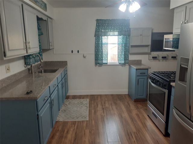 140 LAKE Avenue, Erie, PA 16511