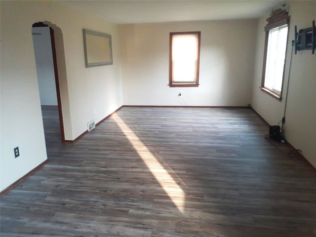 140 LAKE Avenue, Erie, PA 16511