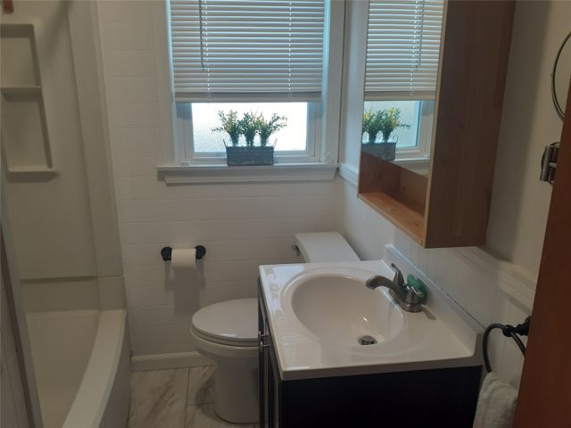 140 LAKE Avenue, Erie, PA 16511