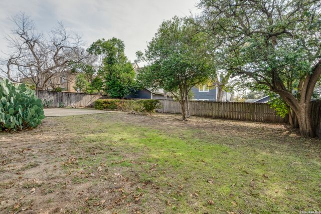 120 Alta Ave, San Antonio, TX 78209