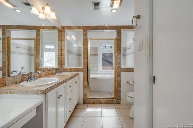 120 Alta, San Antonio, TX 78209