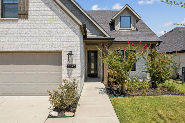 2873 Sandstone Drive, Hurst, TX 76054