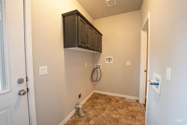 6414 W Russett, Boise, ID 83704