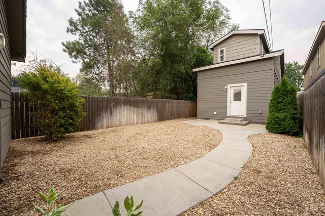 6414 W Russett, Boise, ID 83704