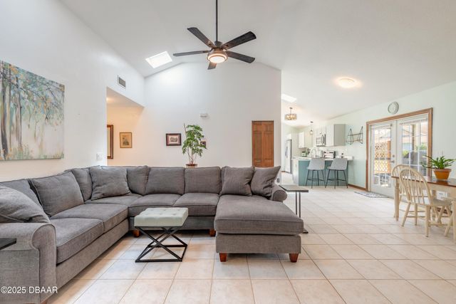 100 Snowgoose Court, Daytona Beach, FL 32119