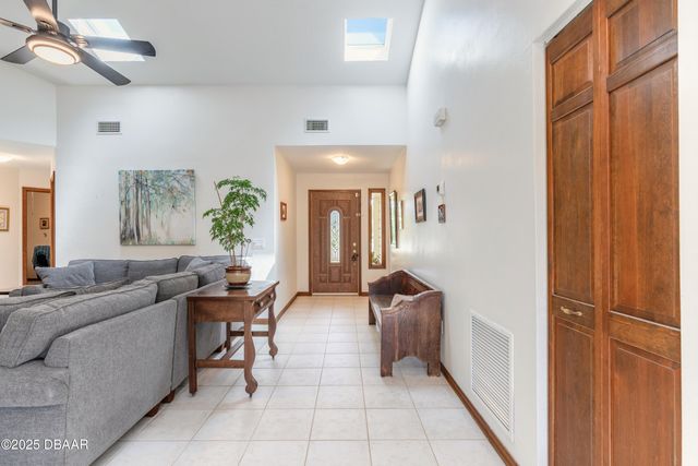 100 Snowgoose Court, Daytona Beach, FL 32119