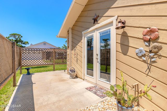 100 Snowgoose Court, Daytona Beach, FL 32119