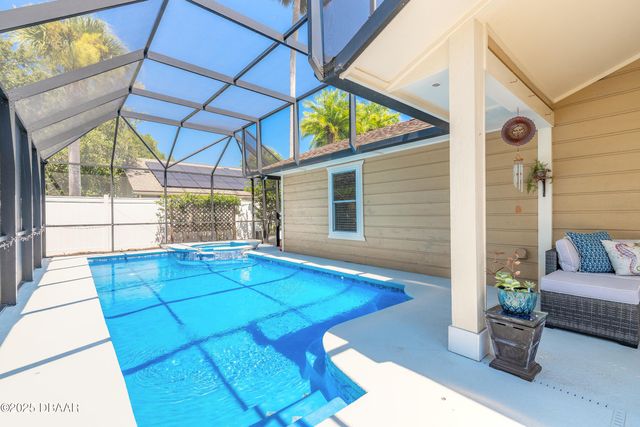 100 Snowgoose Court, Daytona Beach, FL 32119