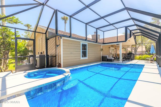 100 Snowgoose Court, Daytona Beach, FL 32119