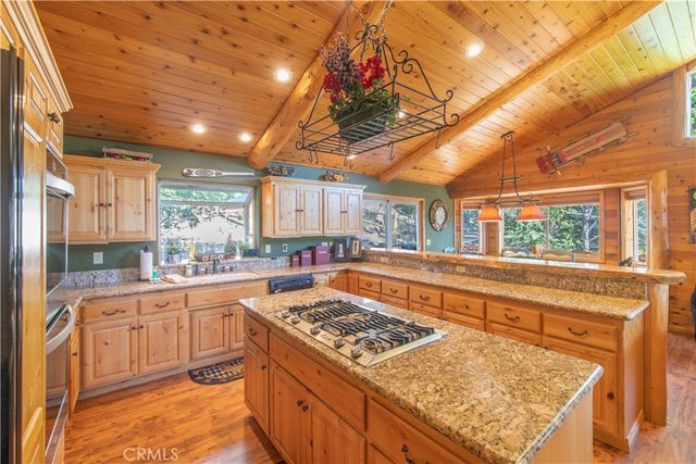 301 Starlight, Big Bear Lake, CA 92315