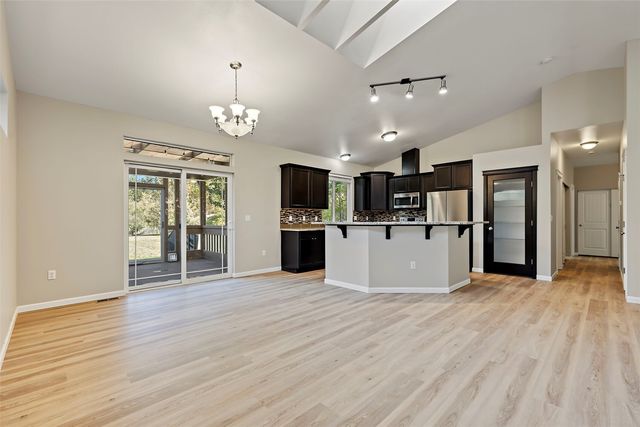 2911 112th Avenue E, Edgewood, WA 98371
