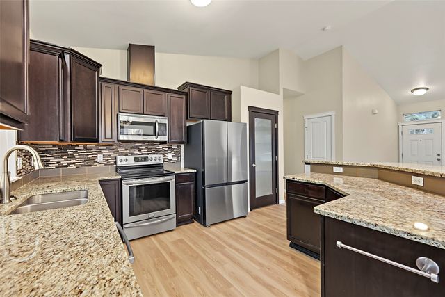 2911 112th Avenue E, Edgewood, WA 98371