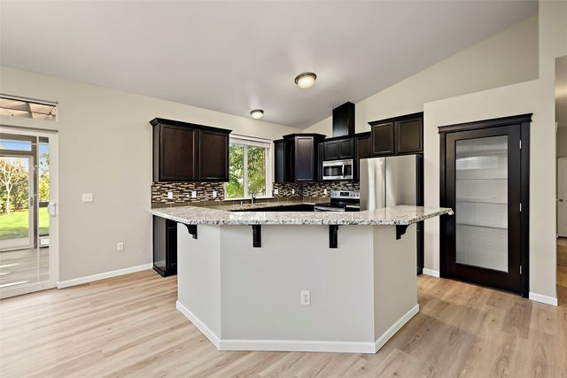 2911 112th Avenue E, Edgewood, WA 98371