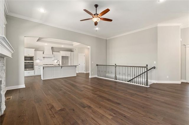 6926 NE 102nd Street, Kansas City, MO 64156