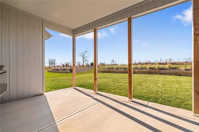 6926 NE 102nd Street, Kansas City, MO 64156