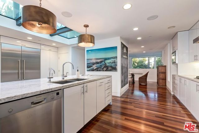 111 Eastwind Street, Marina Del Rey, CA 90292