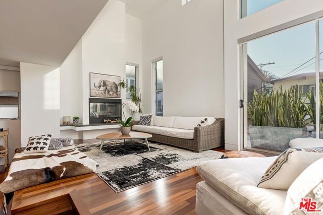 111 Eastwind Street, Marina Del Rey, CA 90292