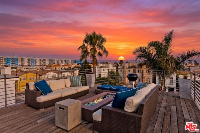 111 Eastwind Street, Marina Del Rey, CA 90292