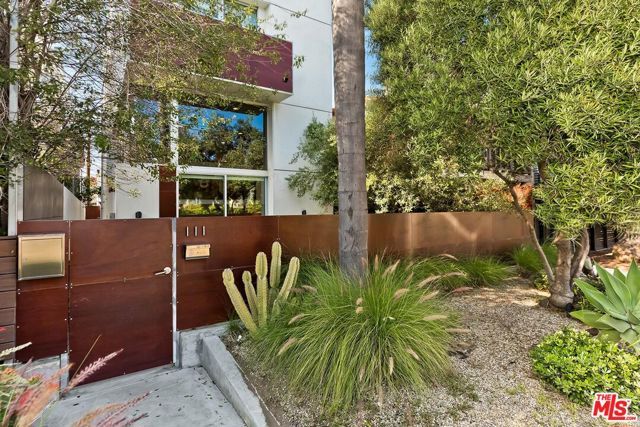 111 Eastwind Street, Marina Del Rey, CA 90292
