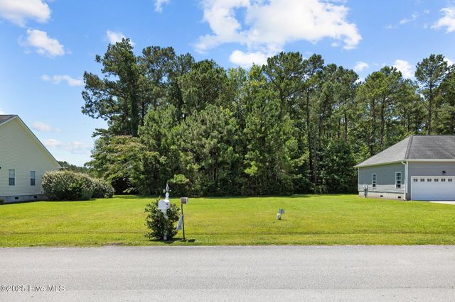 107 Madison Bay Drive, Beaufort, NC 28516